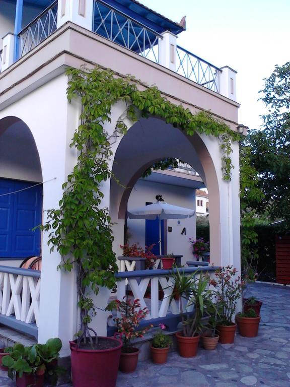 Alexandra Studios Stafylos Cameră foto