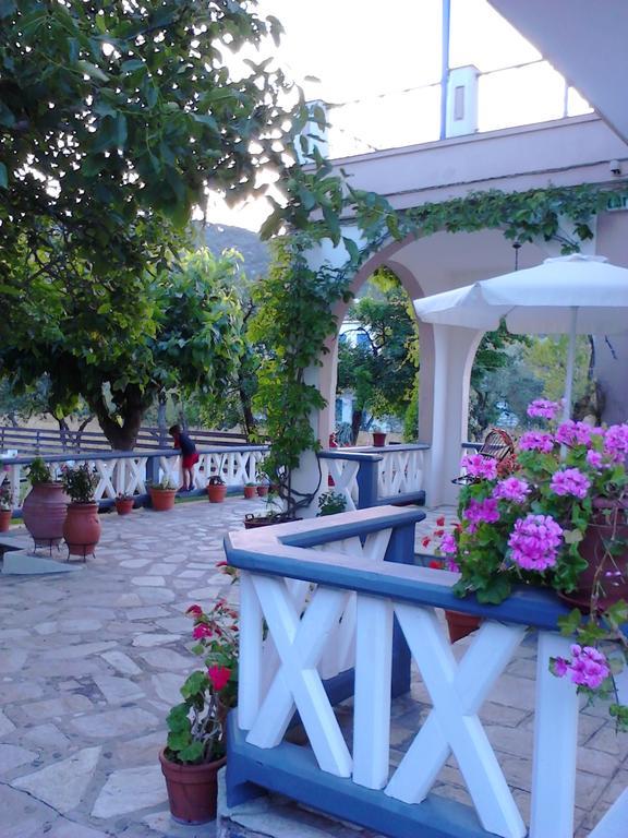 Alexandra Studios Stafylos Exterior foto