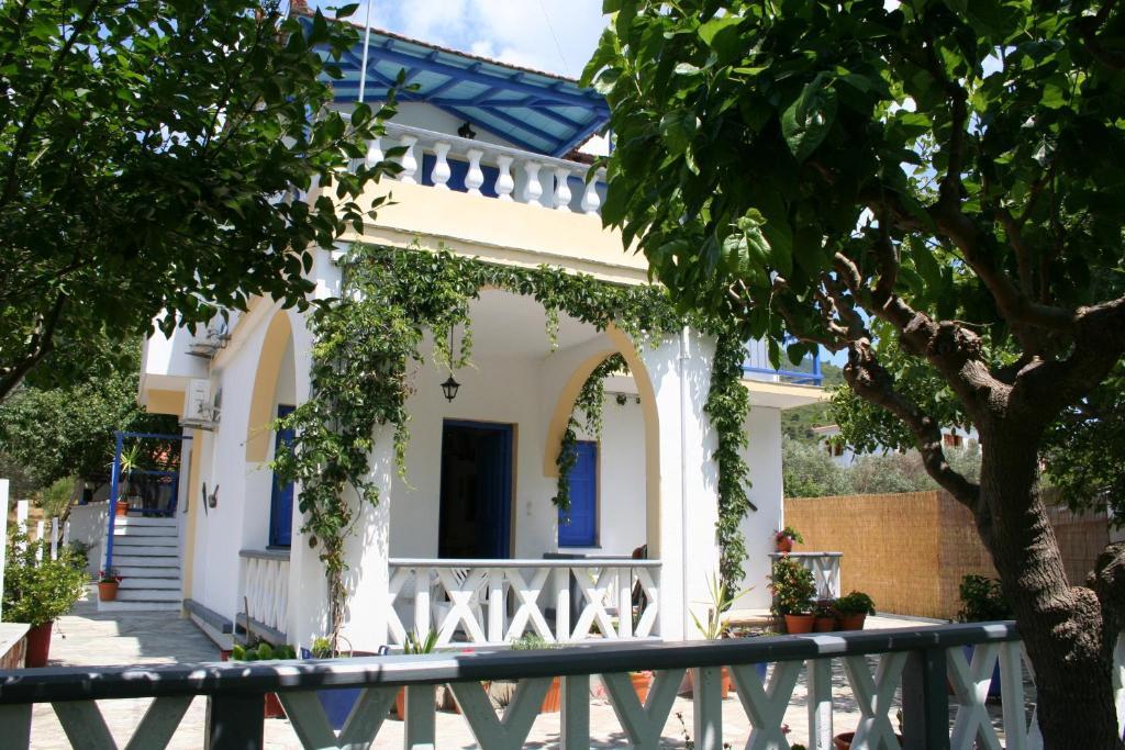 Alexandra Studios Stafylos Exterior foto
